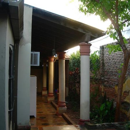 Hostel Panambi Asunción Exterior foto