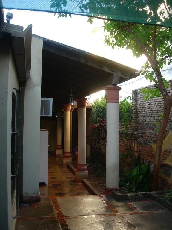 Hostel Panambi Asunción Exterior foto
